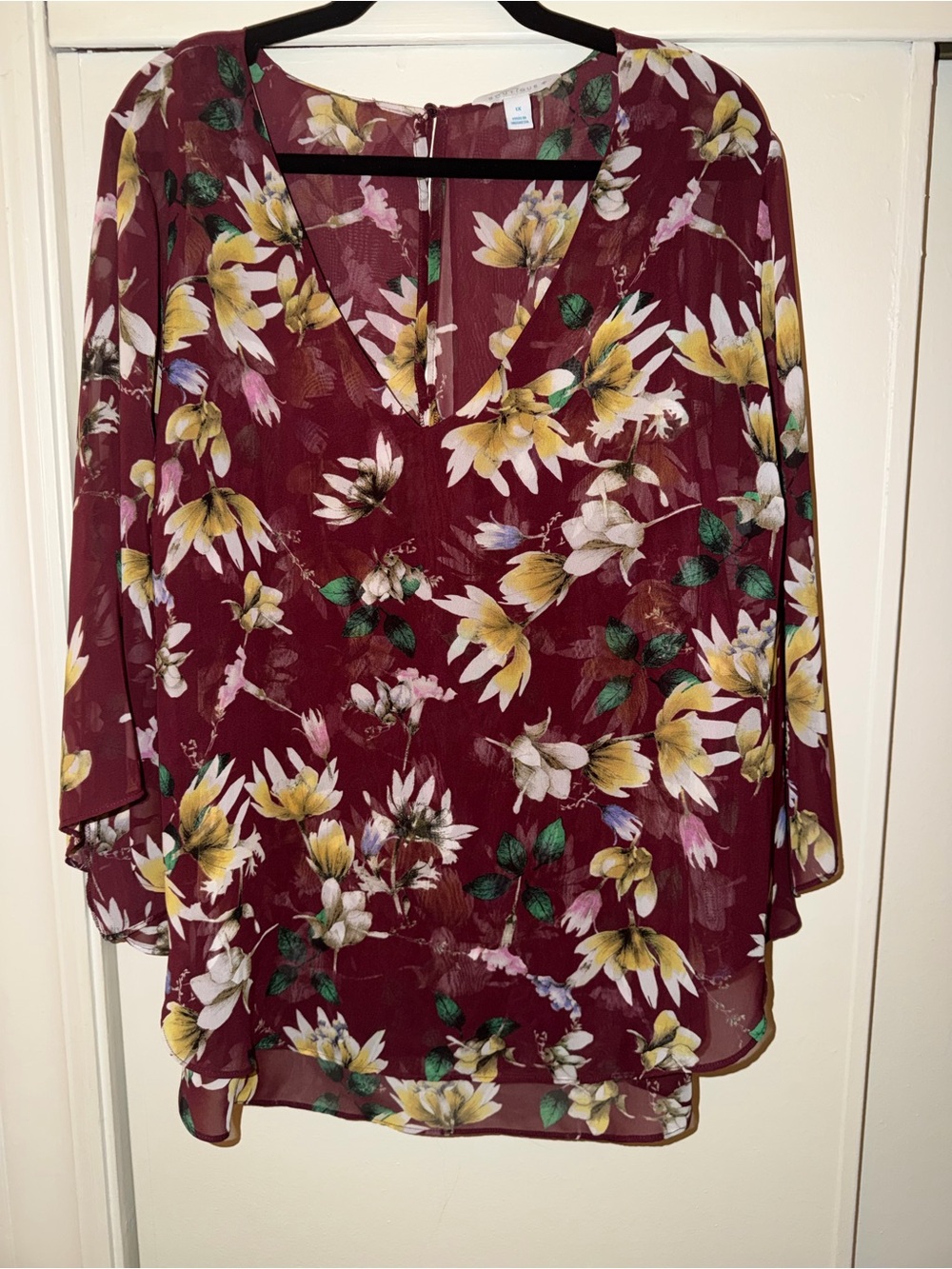 Boutique Floral V-Neck Blouse